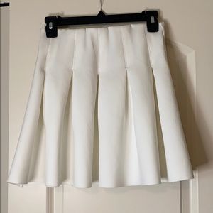Lovers+FRIENDS white mini skirt size small
